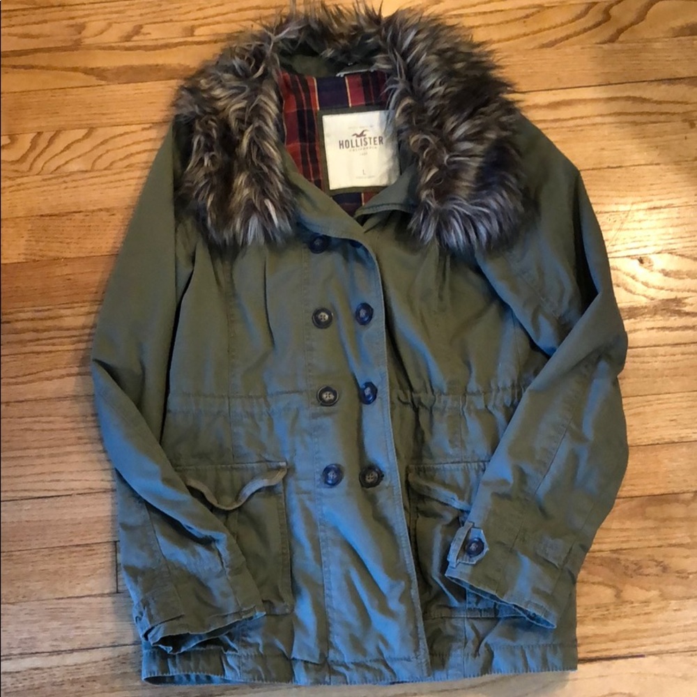 Women’s army green Hollister anorak jacket